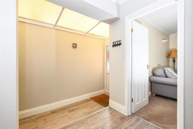 Entrance hall.jpg
