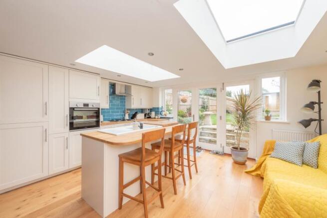 Kitchen/Breakfast