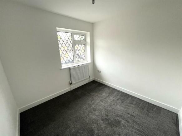 Linwood Drive, Bedroom 1.jpeg