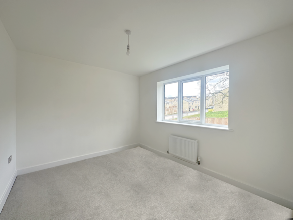 3 bed Semi-Detached for sale Image 8