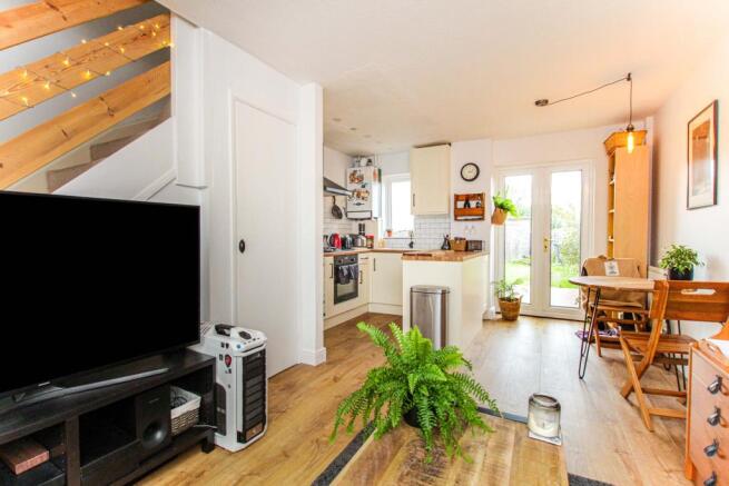 Lounge/Kitchen