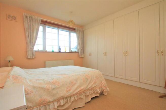 27A Rydal Road bed 1.JPG