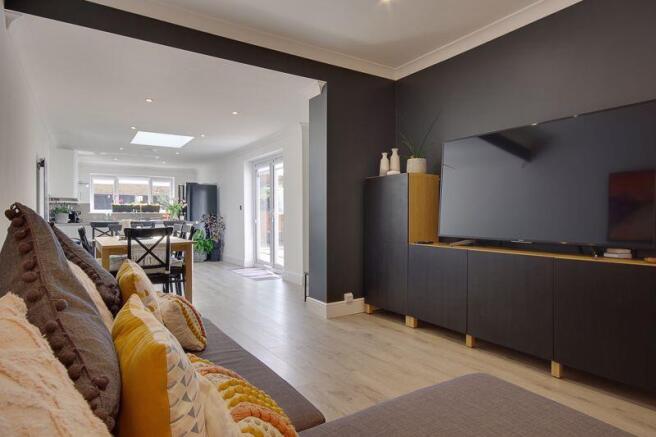 OP Lounge/Diner/Kitchen