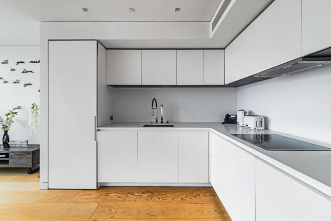 72_Centre_Point_0...