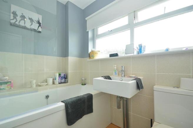 Bathroom.jpg