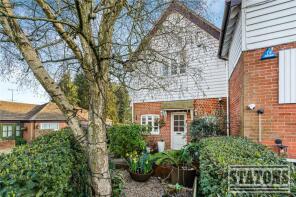 66 Wykeham Cottage, Totteridge Village, Whetstone, London N20 8AE