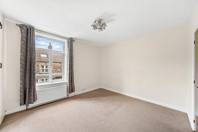 3 bed Terraced for sale Image 12
