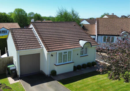 Dewberry Drive, Roundswell, EX31