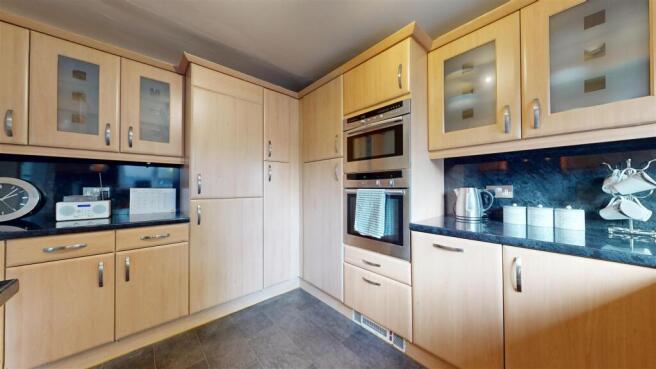 25-Woodside-Court-11272024_131228.jpg