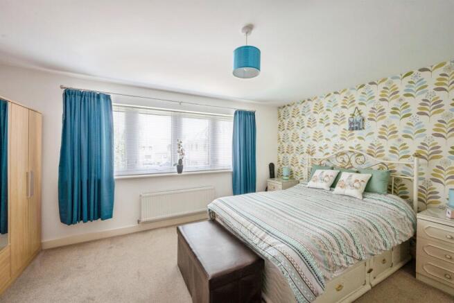 4 bed Town House for sale Image 12