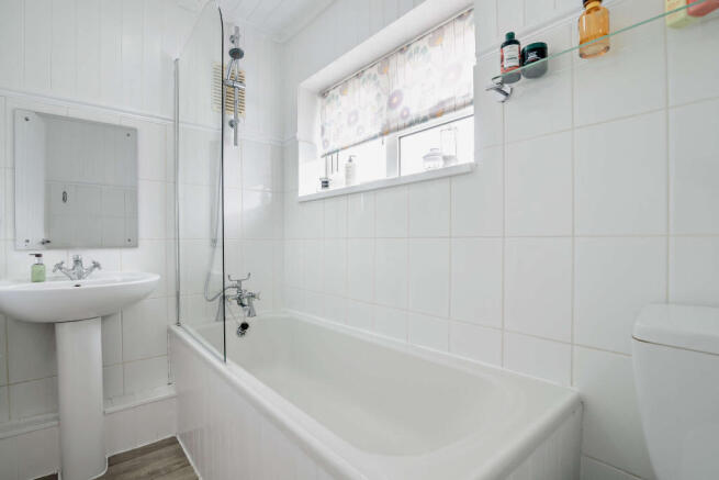 3 bed Semi-Detached for sale Image 7