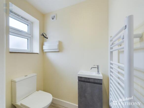 CAM03218G0-PR0309-STILL002