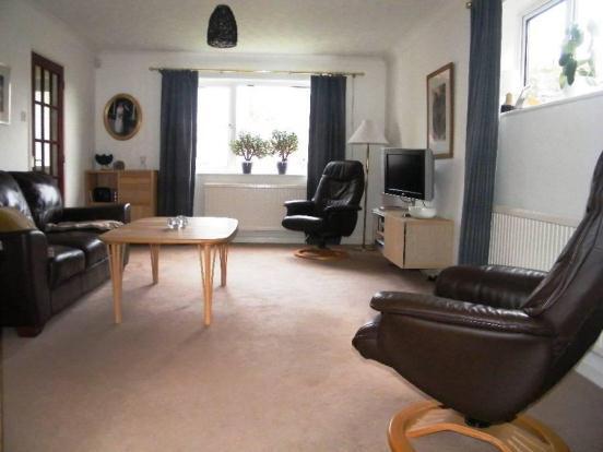Dual Aspect Room