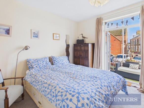 2 bed Apartment for sale Image 4