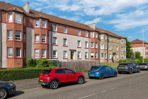 Broomknowes Road, Glasgow, G21 4YS