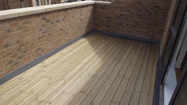 4 bed Detached to rent Image 6