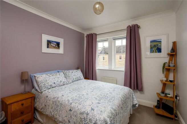 3 bed Terraced for sale Image 12