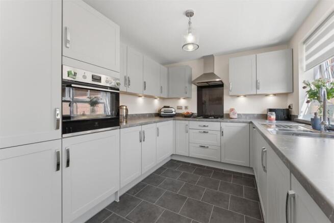 Kitchen/Breakfast Room