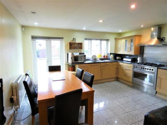 Kitchen / Diner