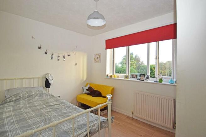 34 Meadowvale Road, bed 3.jpg