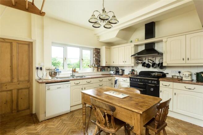 Kitchen/Breakfast