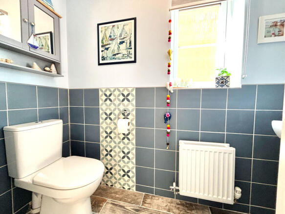 Cloakroom/WC