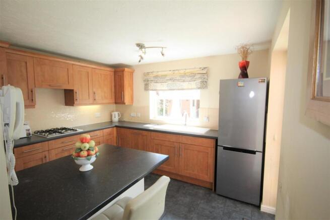 Kitchen/Breakfast Room -
