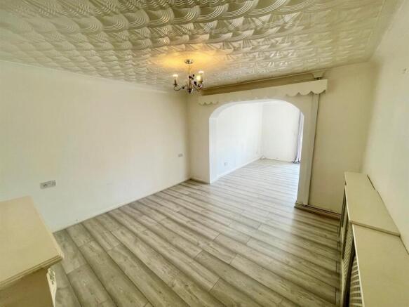 Dining Room 2.jpg
