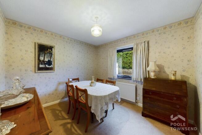 2nd Bedroom curen...