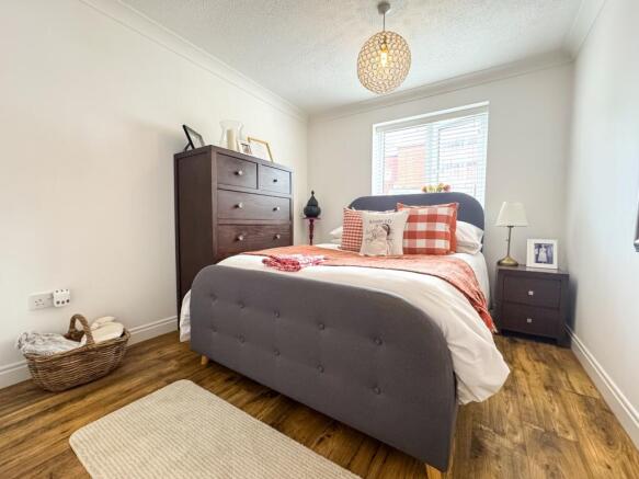 1 bed Flat for sale Image 4