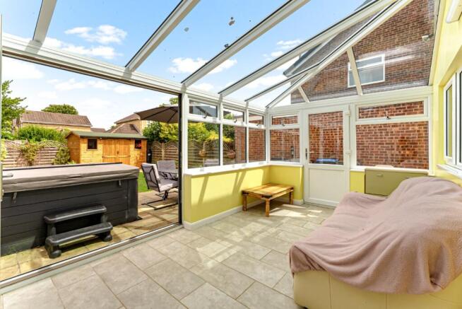 3 bed Semi-Detached for sale Image 6