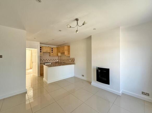 Open Plan Lounge and Kitchen 