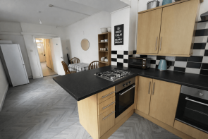 54, Llantrisant Street, Cathays, Cardiff CF24 4JE