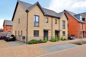 42, George Avenue, Glebe Farm, Milton Keynes MK17 8TY