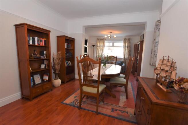 Dining Room.jpg