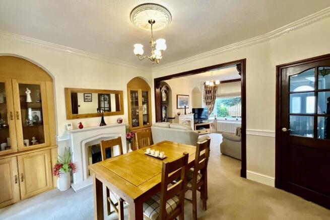 4 bed Semi-Detached for sale Image 8