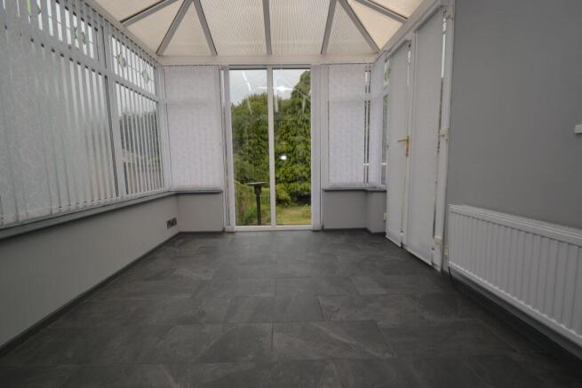 2 bed Semi-Detached Bungalow for sale Image 8