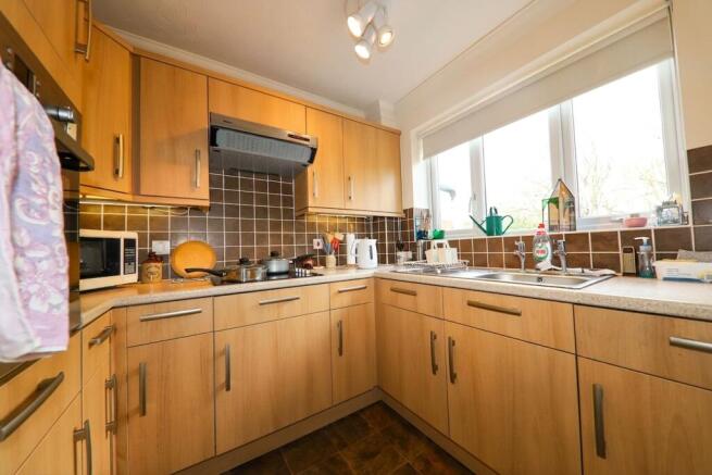 Kitchen (E)