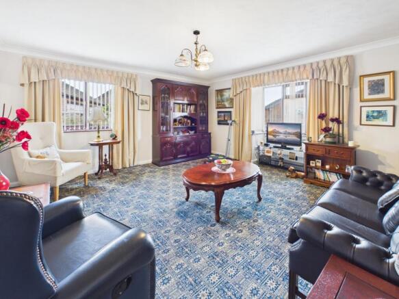Sitting/Dining Room
