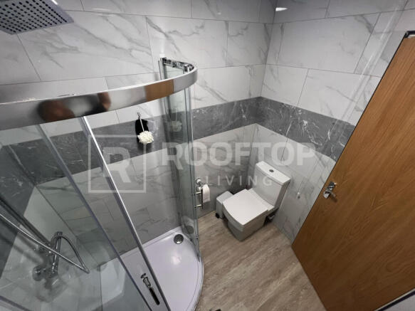 2 bed House to rent Image 7