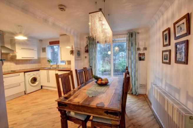 Dining Kitchen 2.jpg