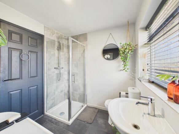 2 bed Terraced for sale Image 7