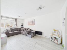 42, Cook Square, Erith DA8 2PL