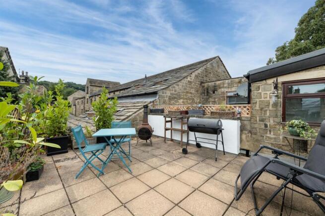 2 bed End of Terrace for sale Image 4