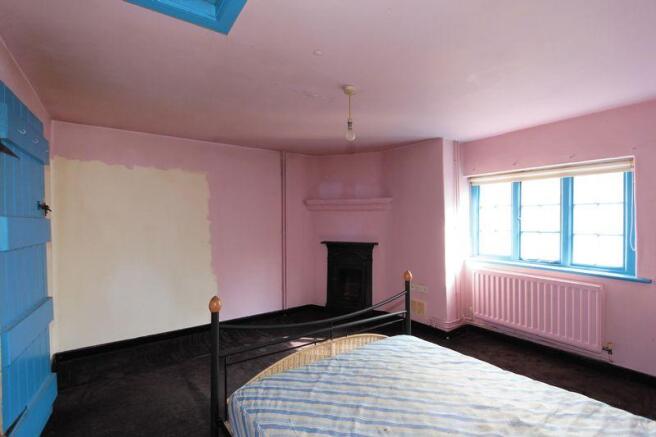 BEDROOM TWO