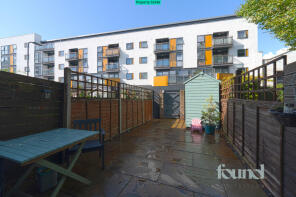 13, Bletsoe Walk, Hackney, London N1 7HZ