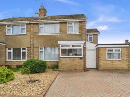 2, Kennet Close, Durrington, Worthing BN13 3LD