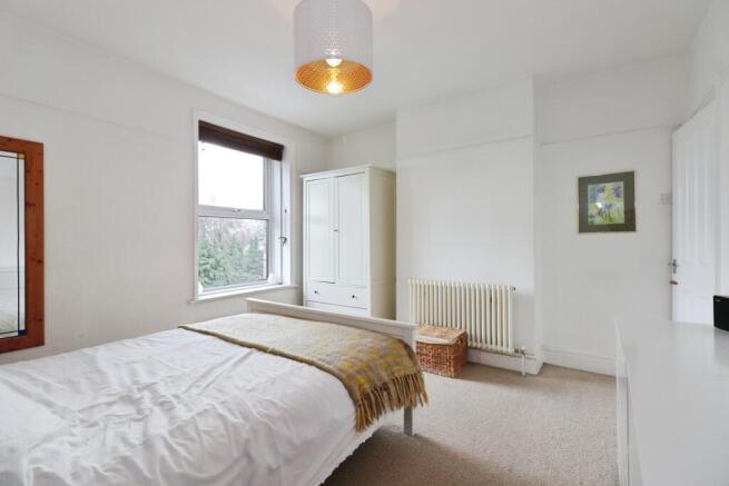 4 bed Terraced for sale Image 11