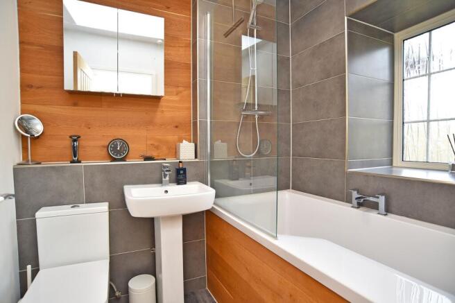 3 bed Not Specified for sale Image 6