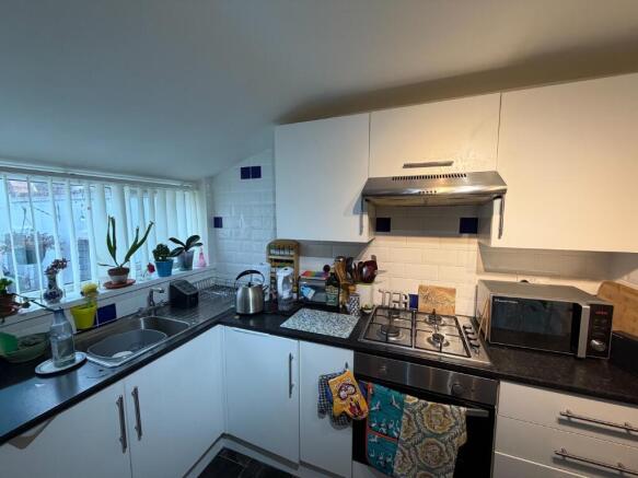 2 bed Terraced for sale Image 5